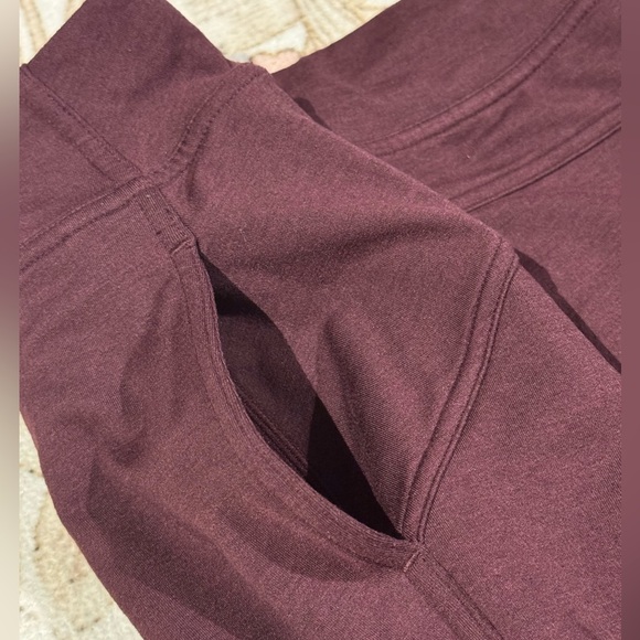 Sweaty Betty Fleece-Lined Crop/Short Jogger - Burgendy, M - Picture 3 of 5